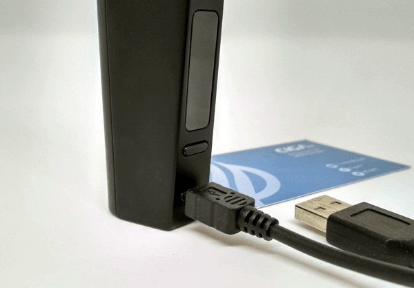 Rechargement micro usb de l'aster de joyetech