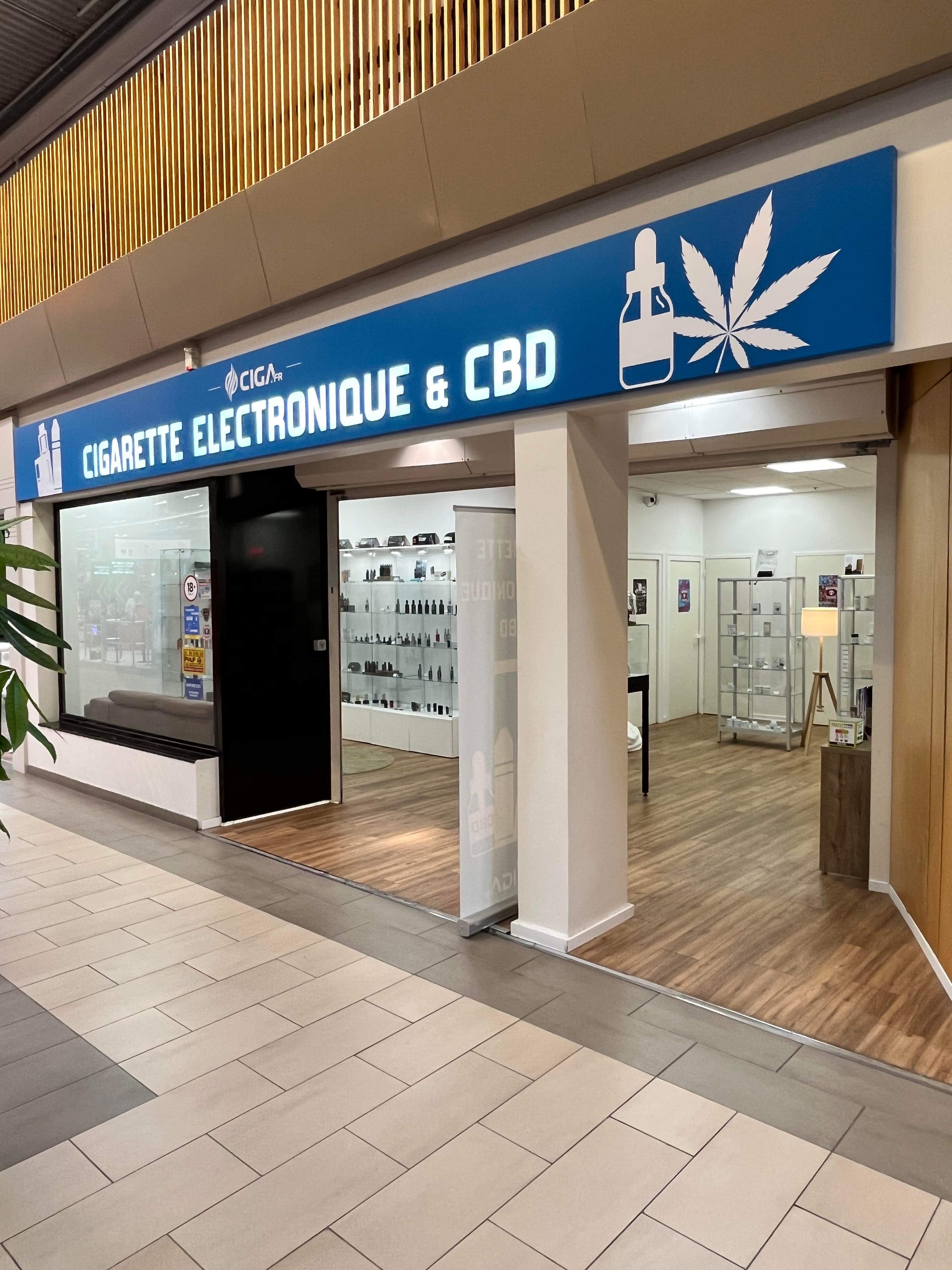 Enseigne à l'entrée de la boutique CIGA.FR de Chasse-sur-Rhône